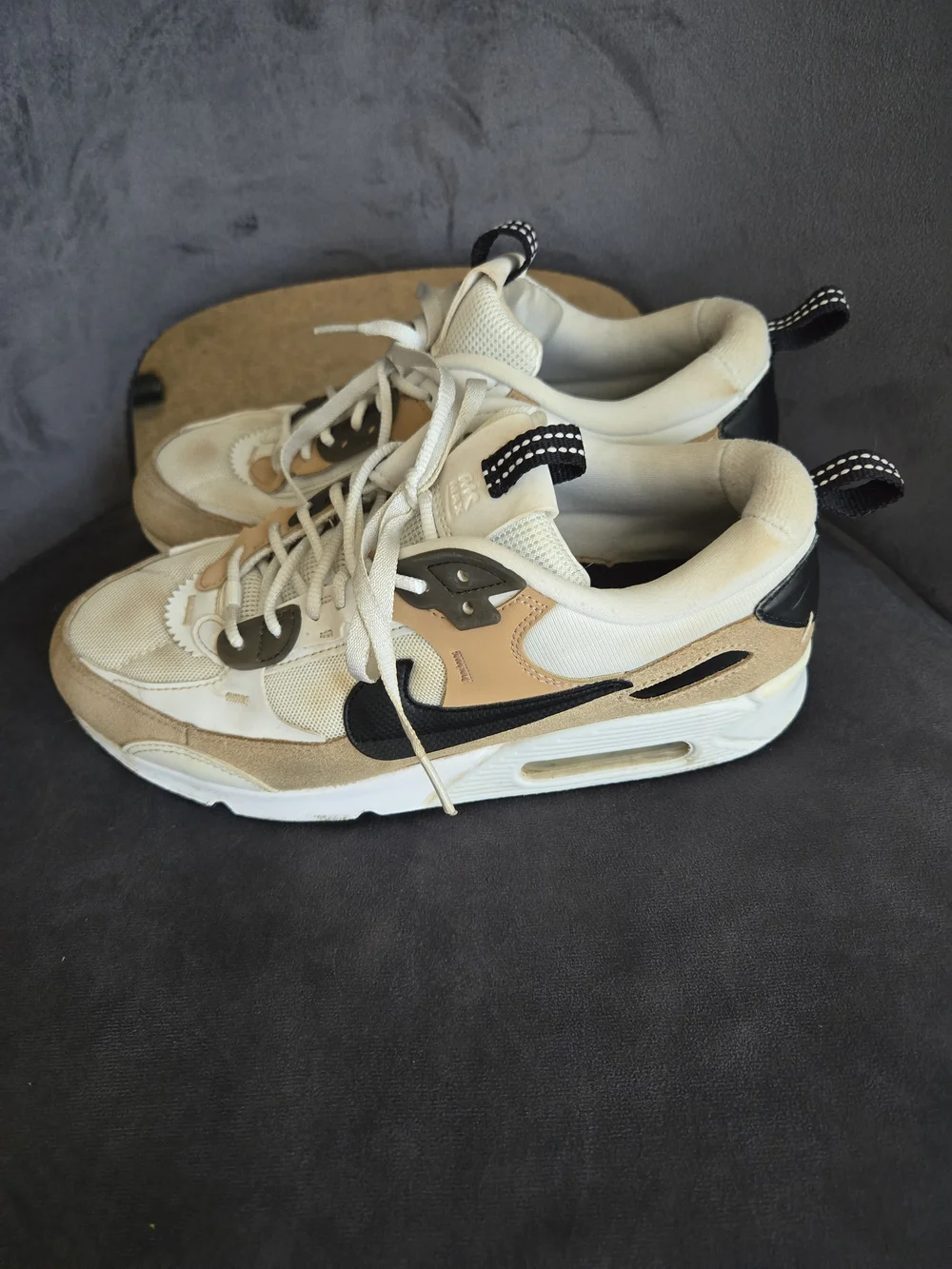 Nike Air Max 90 Futura Womens Size 9 Tan Sanddrift Black Sneaker DM9922-002
